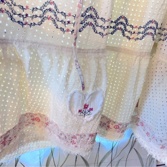 POL | Eyelet Patchwork Maxi Dress - Picture 6 of 10